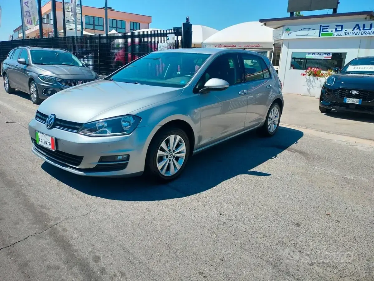 Usata VW Golf VII Highline 110 CV (80 kW) 2015 Grigio Berlina