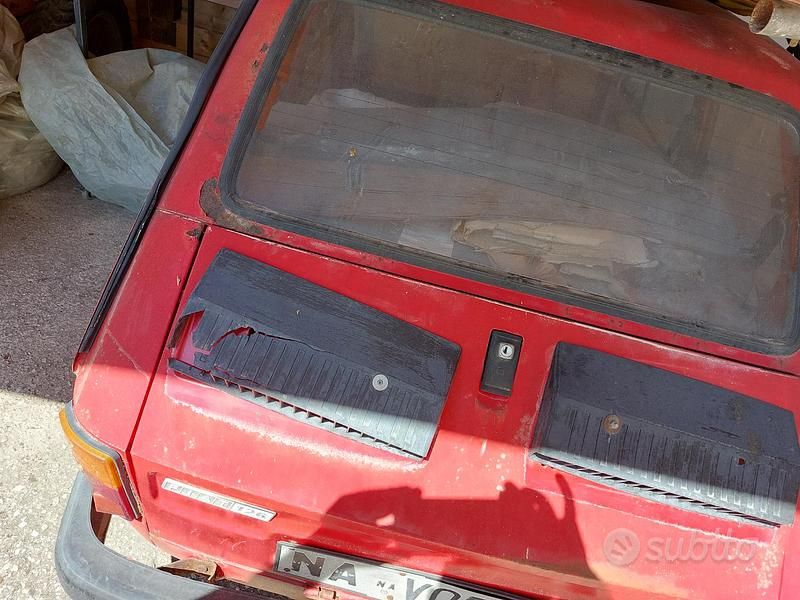 Usata Fiat 126 24 CV (17 kW) 1980 Rosso Utilitaria