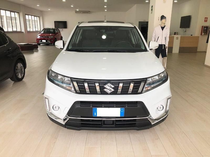 Usata Suzuki Vitara 114 CV (83 kW) 2022 Argento SUV