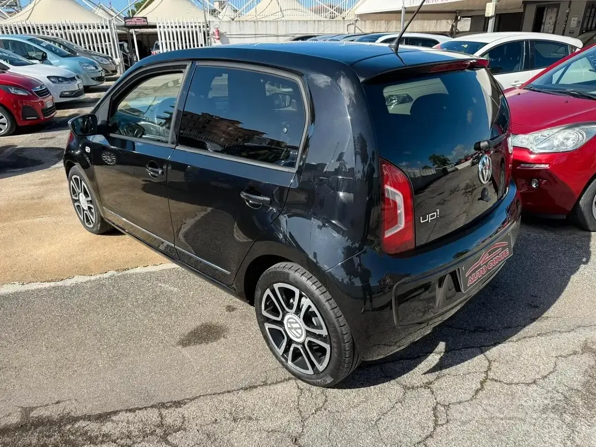 Usata VW up! take up! 75 CV (55 kW) 2014 Nero Utilitaria