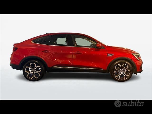 Usata Renault Arkana Intens 145 CV (106 kW) 2022 Rosso SUV