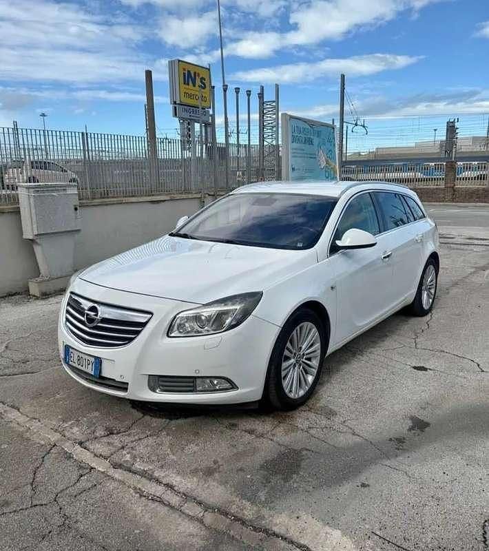 Usata 2009 Opel Insignia Edition Tre volumi | 2999 € (Super prezzo) - Immagine 1/4