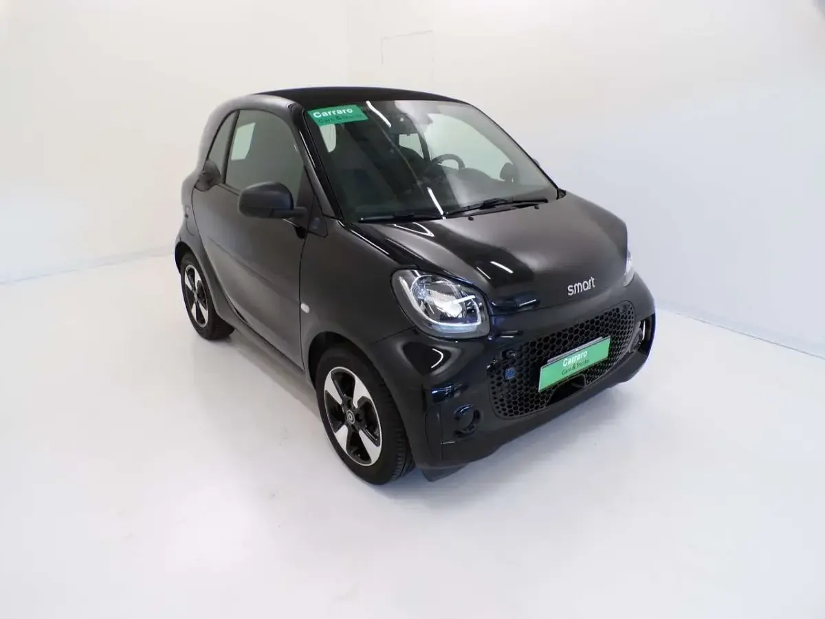 Usata Smart ForTwo Electric Drive Passion 41 kW (56 CV) 2021 Nero Coupé