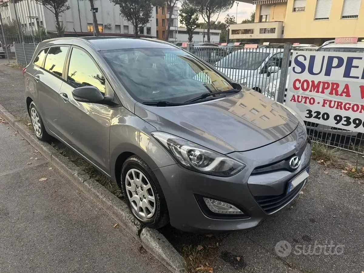 Usata Hyundai i30 110 CV (80 kW) 2013 Station wagon