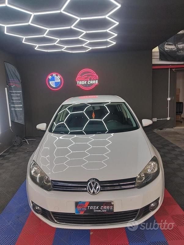 Usata VW Golf VI Highline 140 CV (102 kW) 2011 Bianco Utilitaria