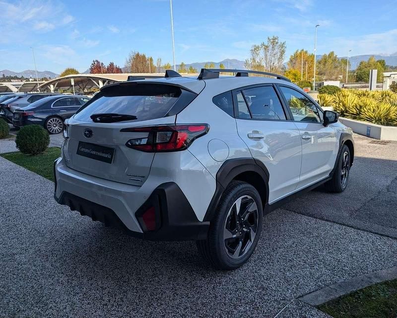 Nuova Subaru Crosstrek Style 136 CV (100 kW) 2026 Crystal white pearl SUV