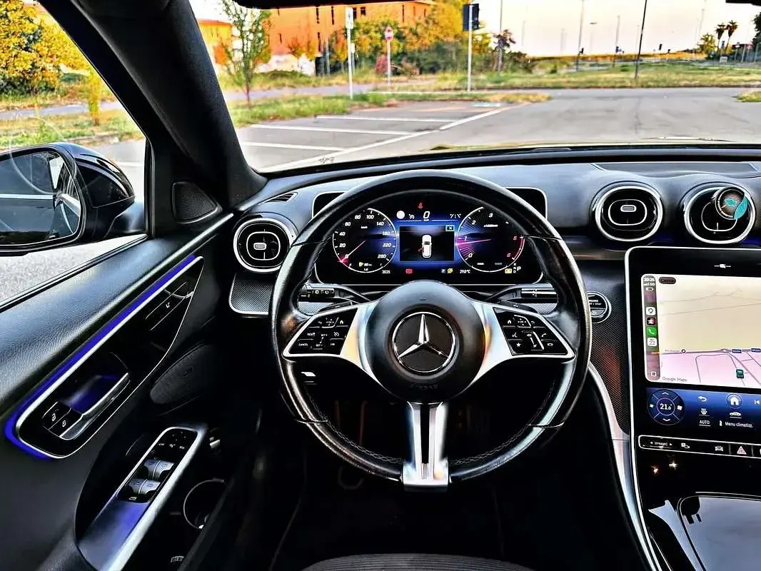 Usata Mercedes C200 Premium 163 CV (119 kW) 2023 Nero Station wagon