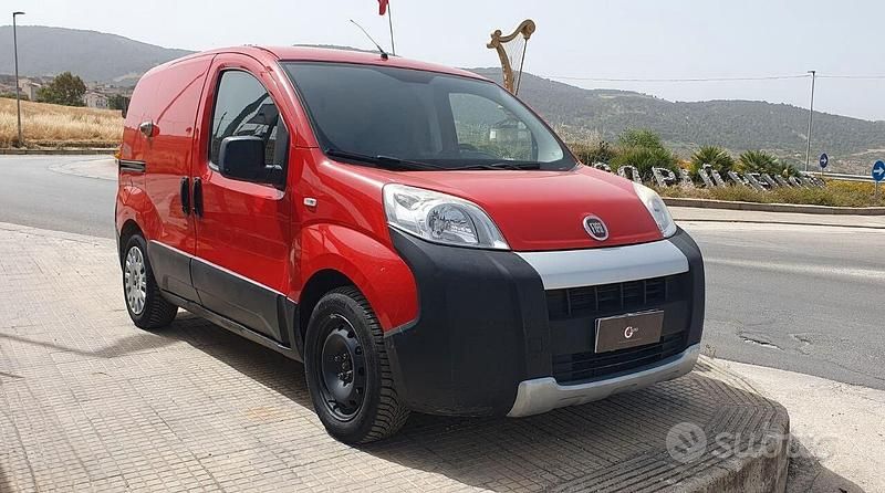 Usata Fiat Fiorino 95 CV (69 kW) 2015 Rosso Monovolume