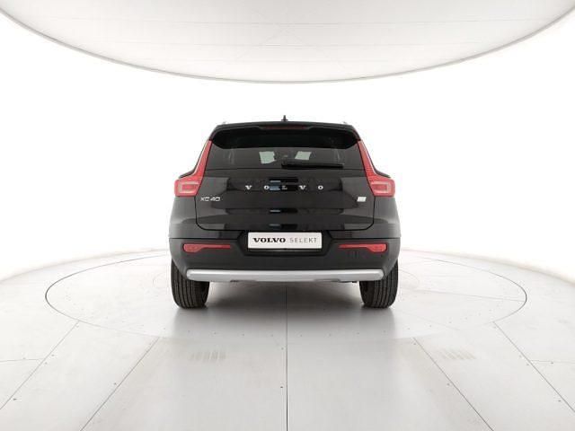 Usata Volvo XC40 Inscription 155 CV (114 kW) 2021 Nero SUV