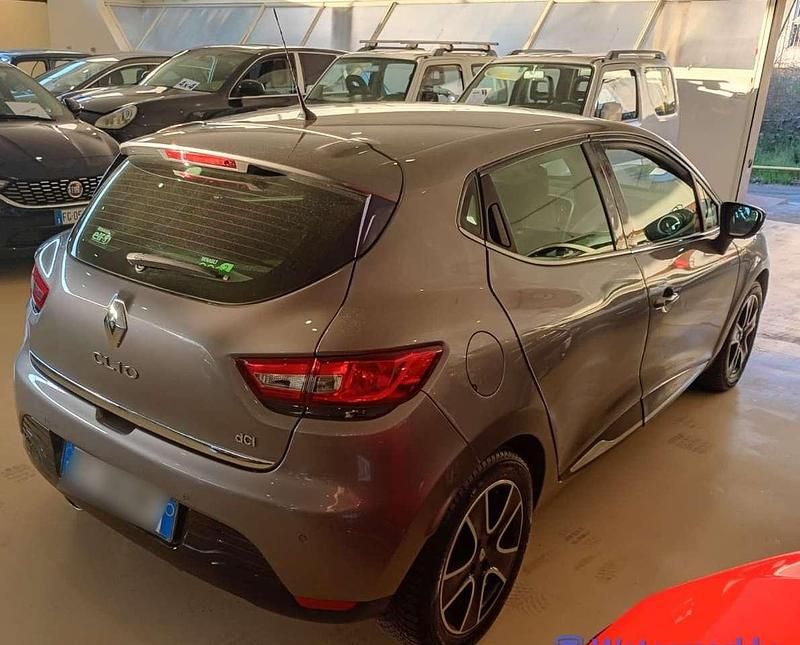 Usata Renault Clio IV 90 CV (66 kW) 2016 Grigio Berlina