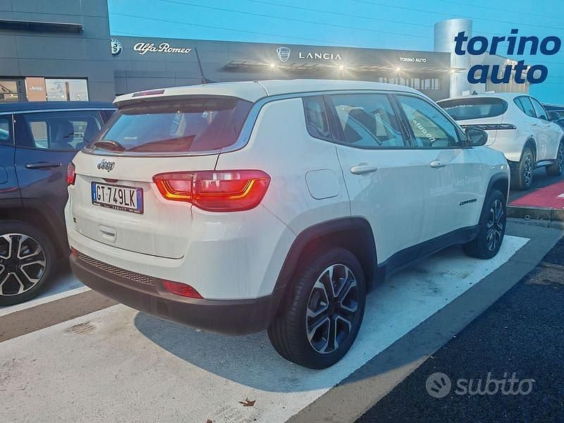 Usata Jeep Compass Altitude 130 CV (95 kW) 2024 Bianco SUV
