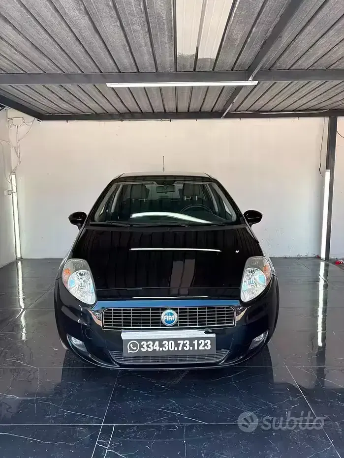 Usata Fiat Grande Punto 77 CV (56 kW) 2009 Nero Utilitaria