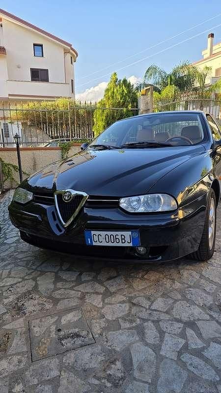 Usata Alfa Romeo 156 Distinctive 140 CV (102 kW) 2002 Berlina