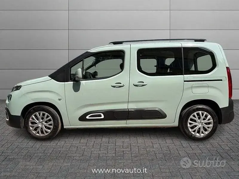 Usata Citroën Berlingo Live 110 CV (80 kW) 2020 Verde Monovolume