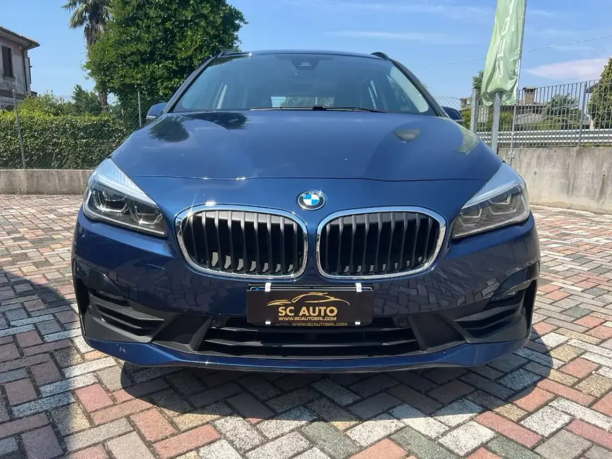 Usata BMW 216 Gran Tourer Efficient Dynamics 150 CV (110 kW) 2022 Blu/azzurro Monovolume