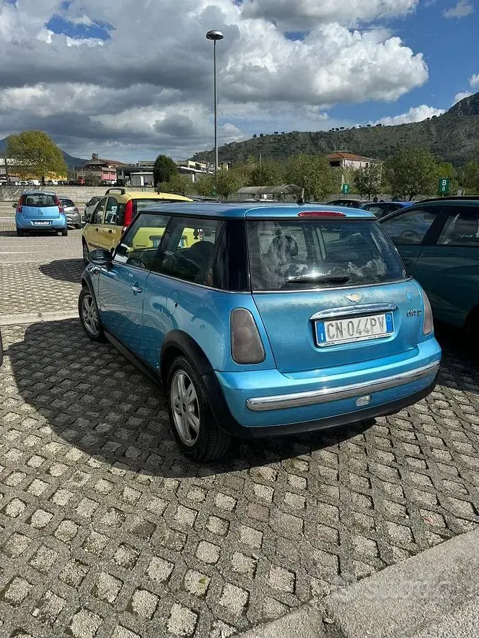 Usata Mini One D 75 CV (55 kW) 2004 Bluazzurro Utilitaria