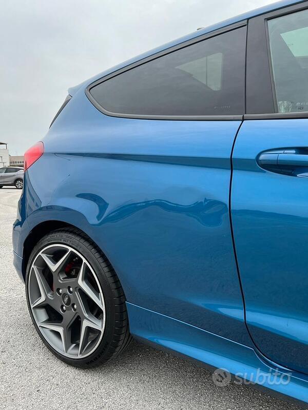 Usato 2019 Ford Fiesta 1.5 Benzin 200 CV (19.800 €)