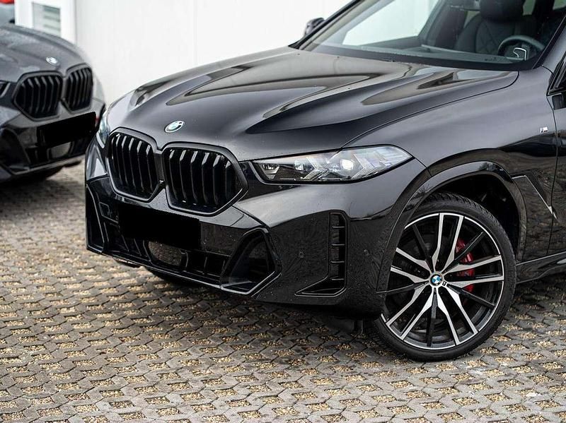 Usata BMW X6 M Sport 298 CV (219 kW) 2023 Nero metallizzato SUV