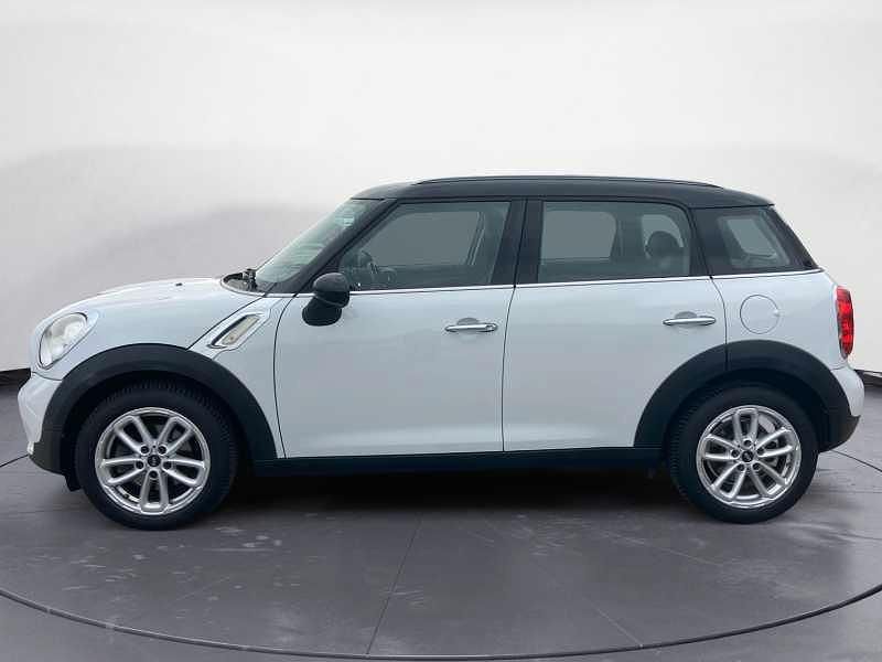 Usata Mini One D Countryman Business 111 CV (81 kW) 2015 Bianco SUV