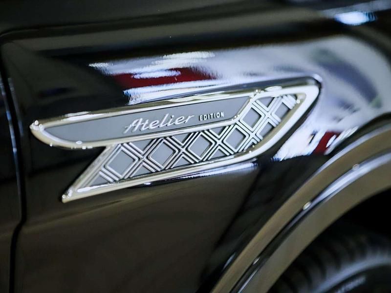 Nuova Bentley Bentayga 549 CV (403 kW) 2025 Onyx metallizzato SUV