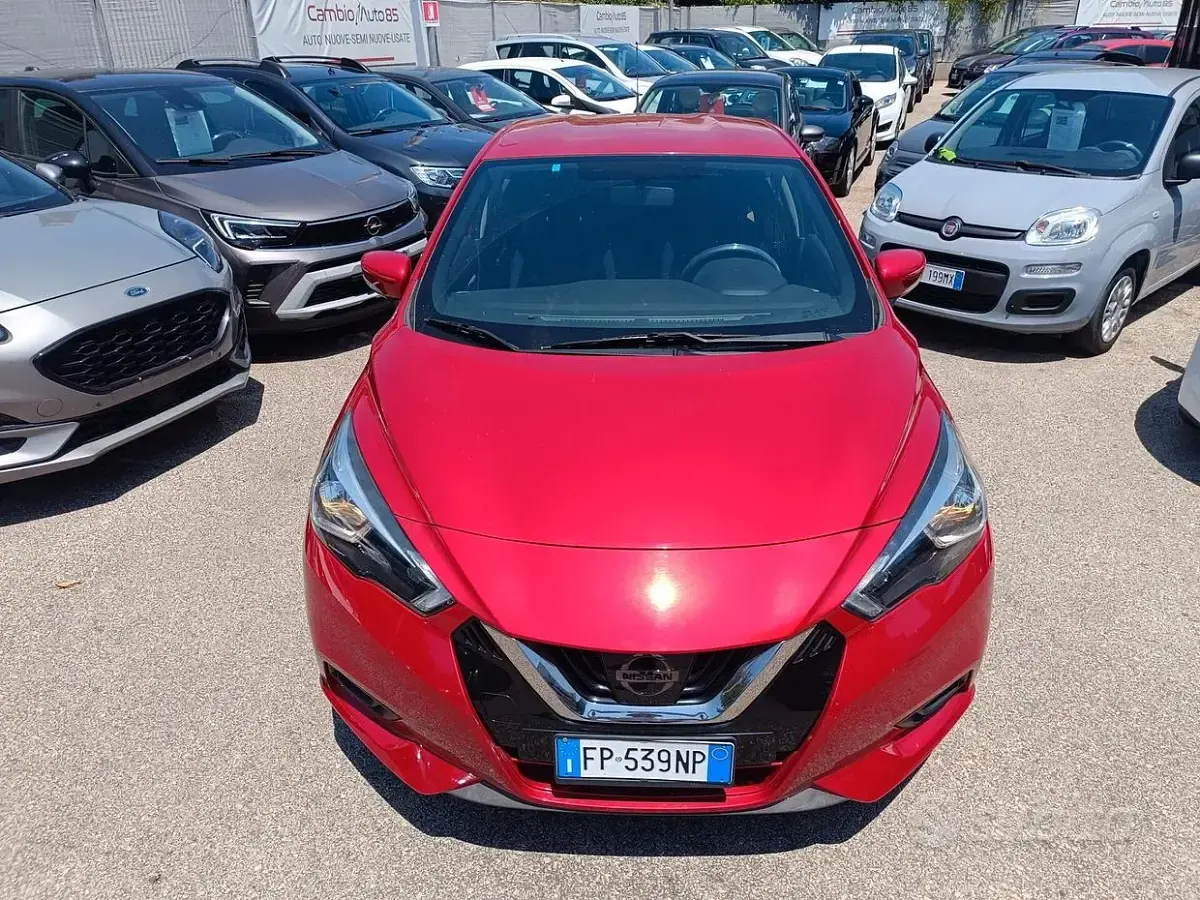 Usata Nissan Micra 71 CV (52 kW) 2018 Rosso Utilitaria