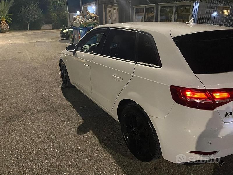 Usata Audi A3 Ambiente 116 CV (85 kW) 2018 Bianco Berlina