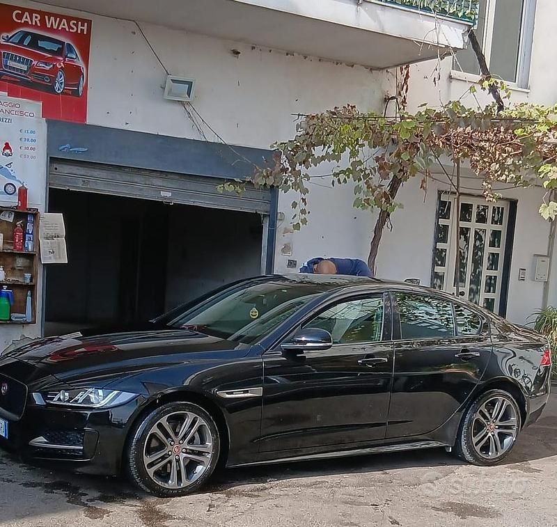 Usata Jaguar XE R-Sport 2015 Nero Berlina