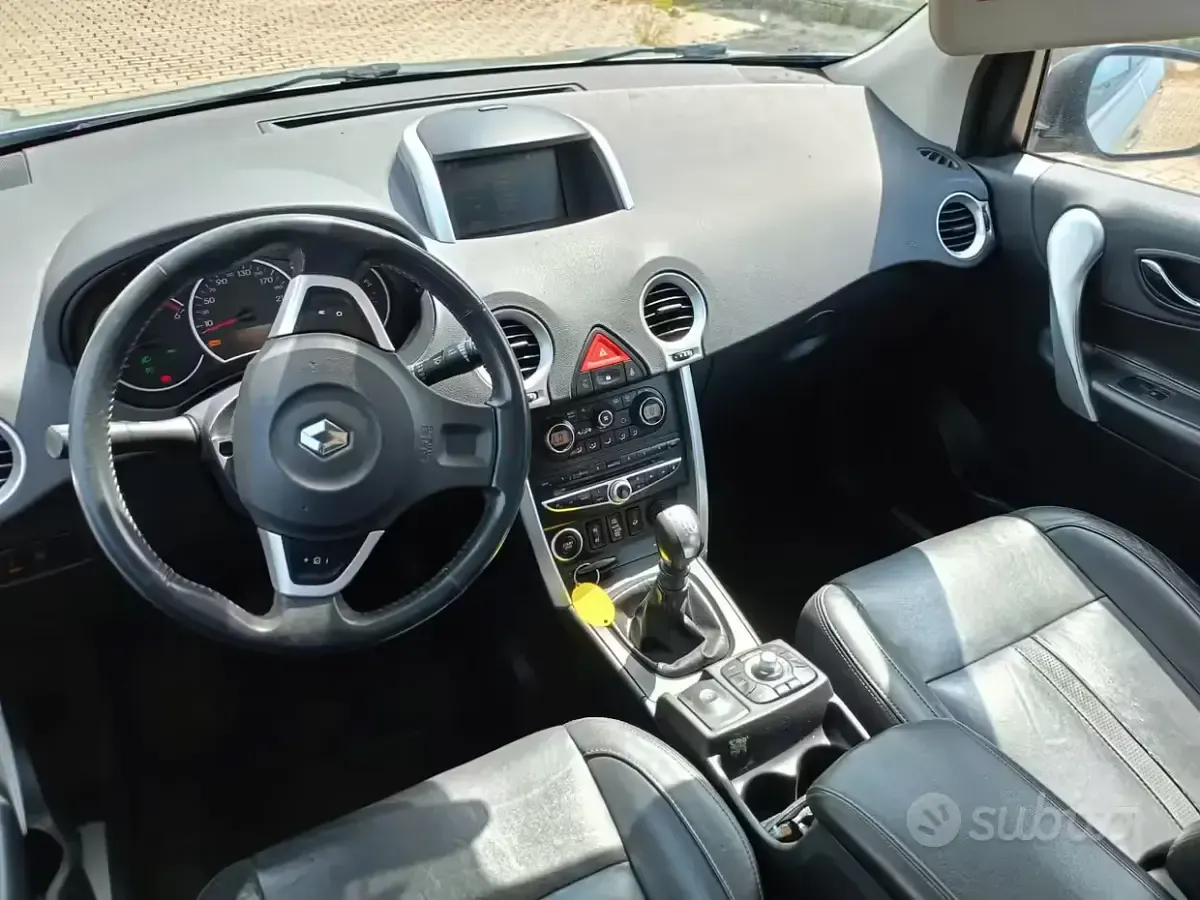 Usata Renault Koleos 175 CV (128 kW) 2008 Grigio SUV