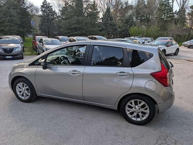 Usata Nissan Note Acenta+ 76 CV (55 kW) 2016 Argento Utilitaria