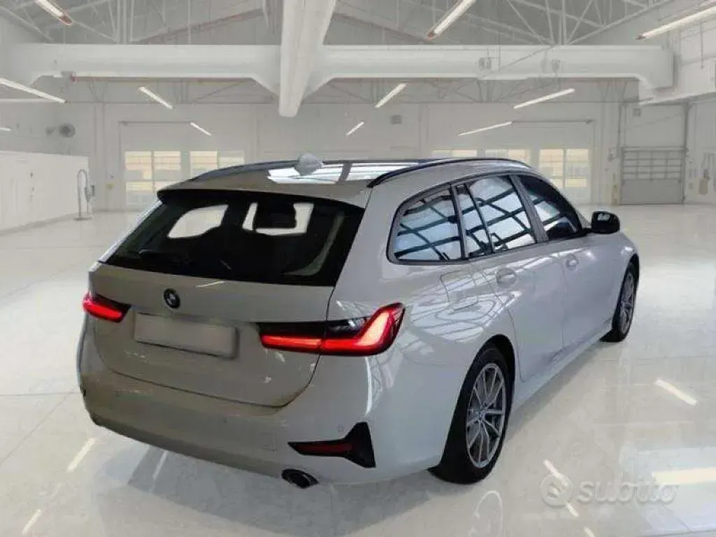 Usata BMW 320 Advantage 190 CV (139 kW) 2020 Bianco Station wagon