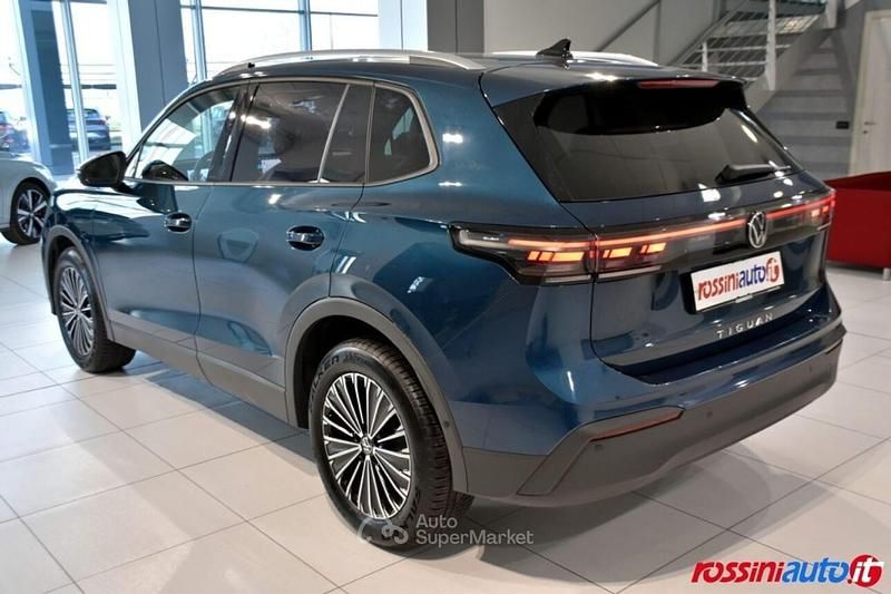 Usata VW Tiguan Edition 150 CV (110 kW) 2025 Blu SUV