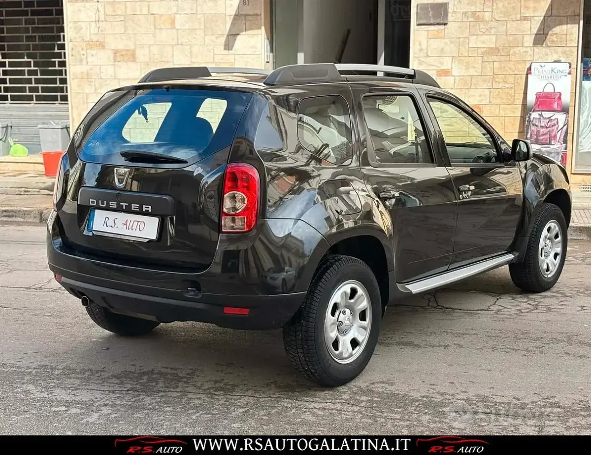 Usata Dacia Duster 105 CV (77 kW) 2011 Nero SUV