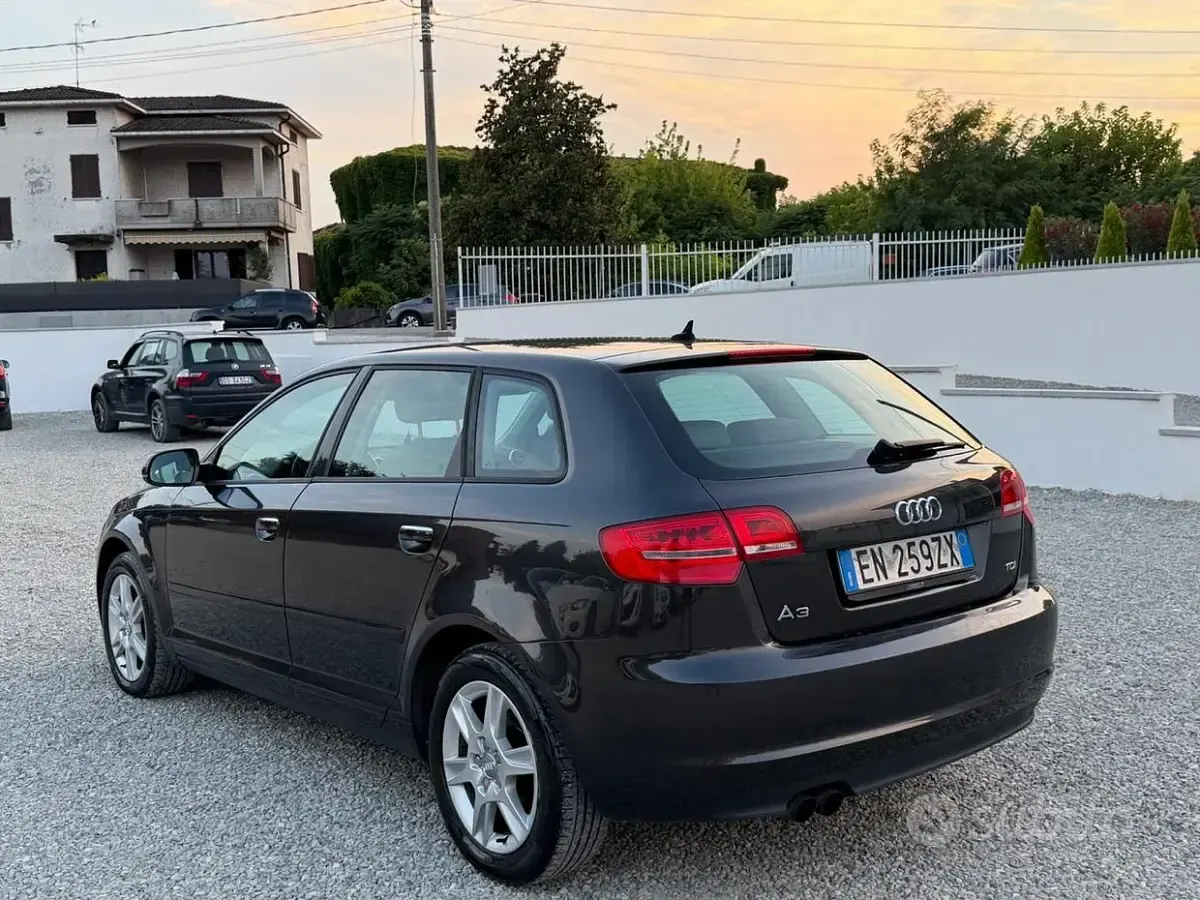 Usata Audi A3 Attraction 170 CV (125 kW) 2012 Nero Utilitaria