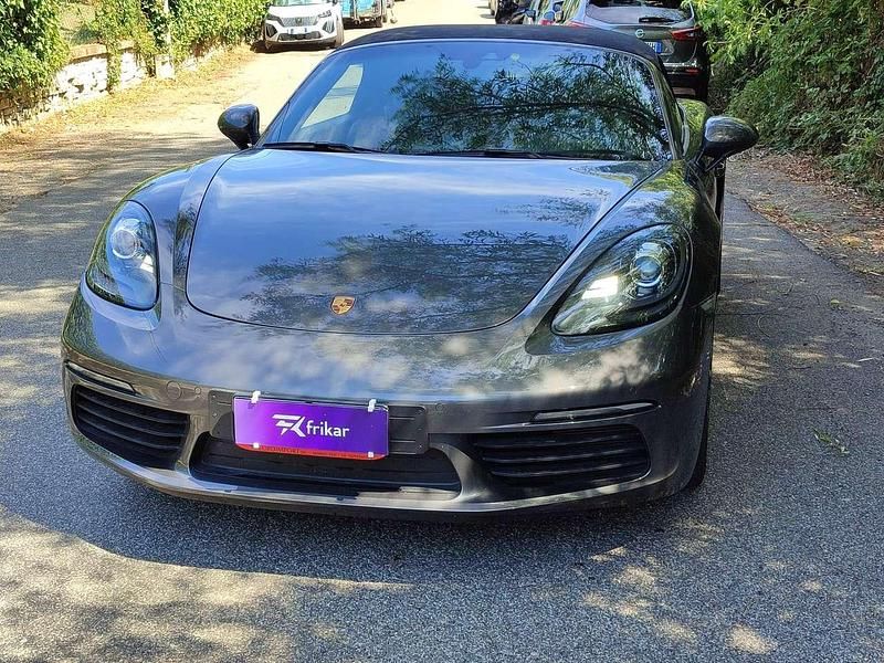 Usata Porsche 718 Boxster 299 CV (219 kW) 2022 Grigio Cabrio