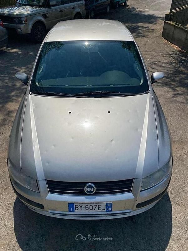 Usata Fiat Stilo Active 103 CV (75 kW) 2001 Argento Berlina