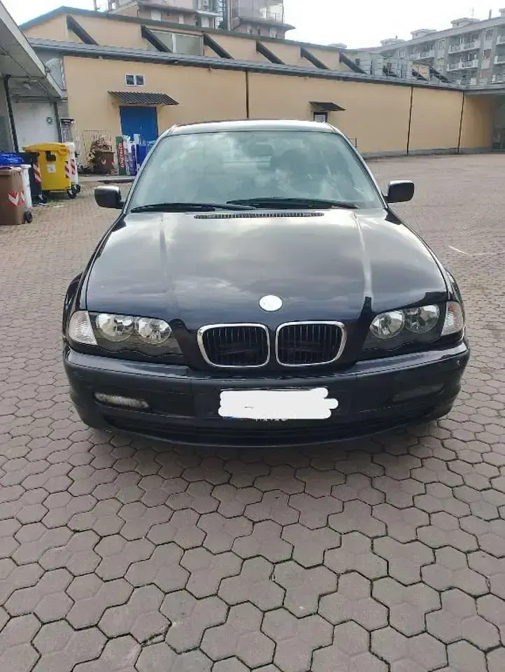 Usata BMW 316 105 CV (77 kW) 2000 Blu Berlina