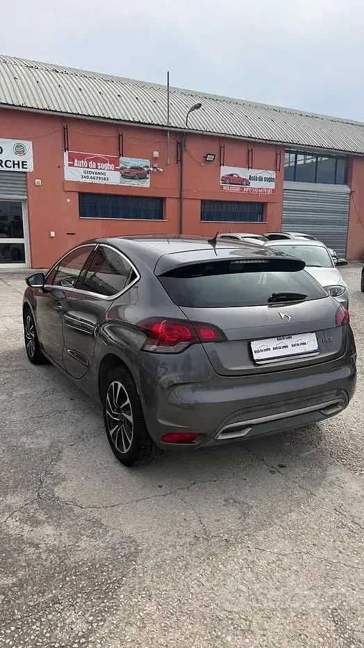 Usata DS Automobiles DS4 Chic 120 CV (88 kW) 2016 Grigio Berlina