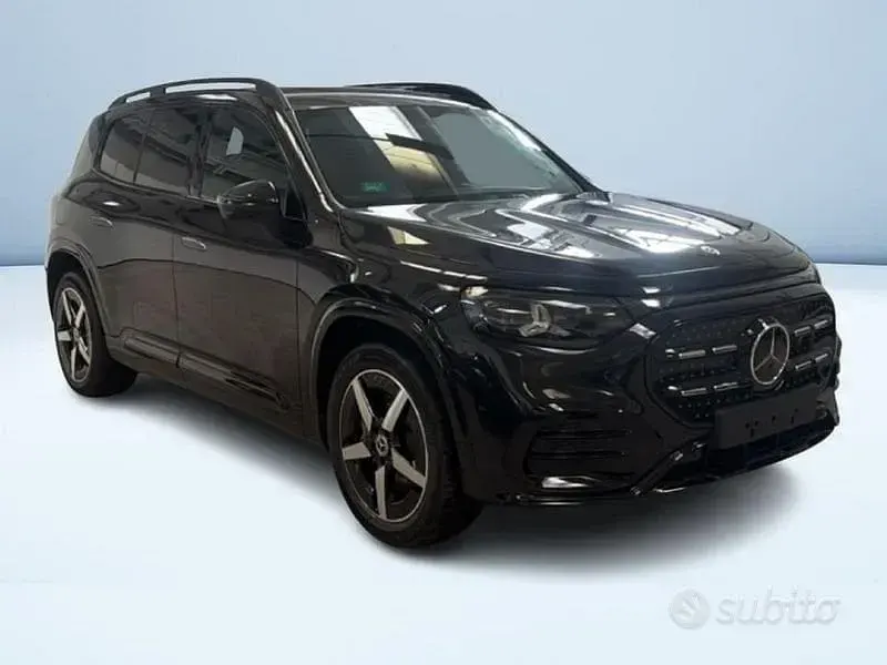 Nuova Mercedes 350 AMG line 22 kW (30 CV) 2026 Nero Berlina
