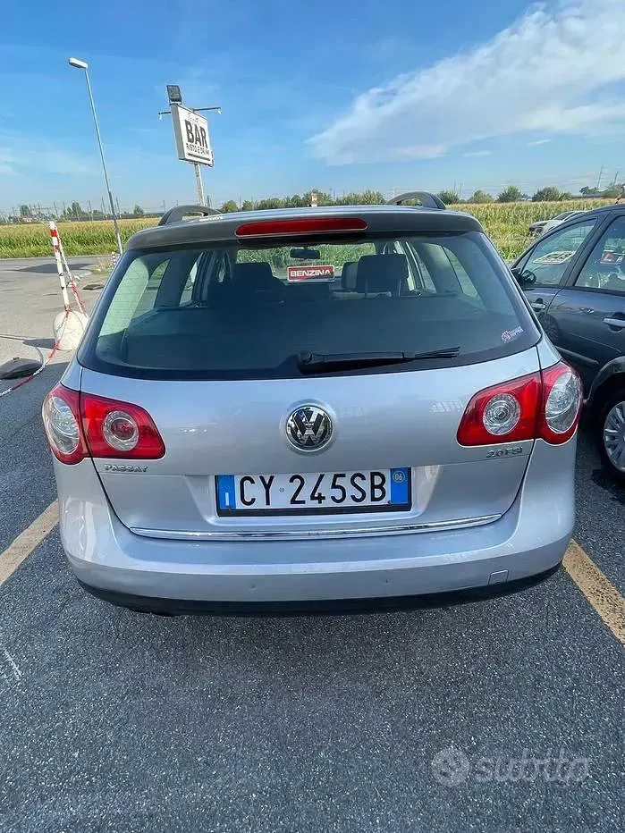 Usata VW Passat Comfortline 150 CV (110 kW) 2006 Grigio Station wagon