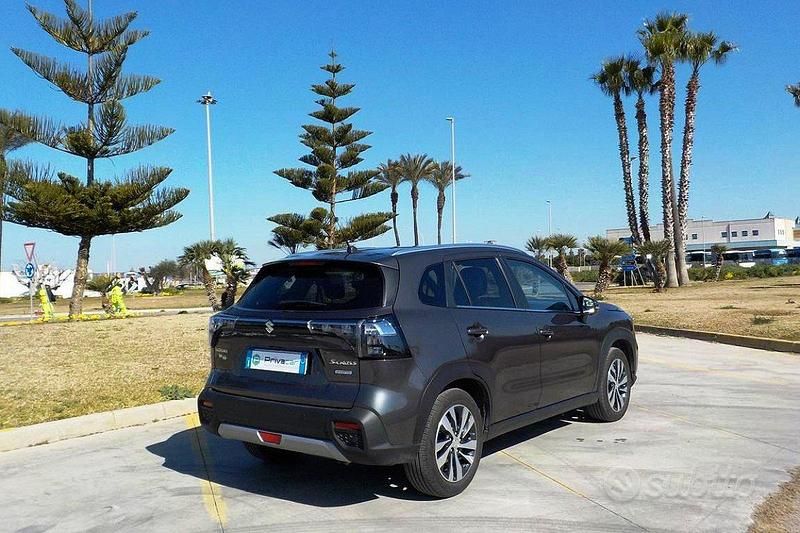 Usata Suzuki SX4 S-Cross 129 CV (94 kW) 2023 Grigio SUV