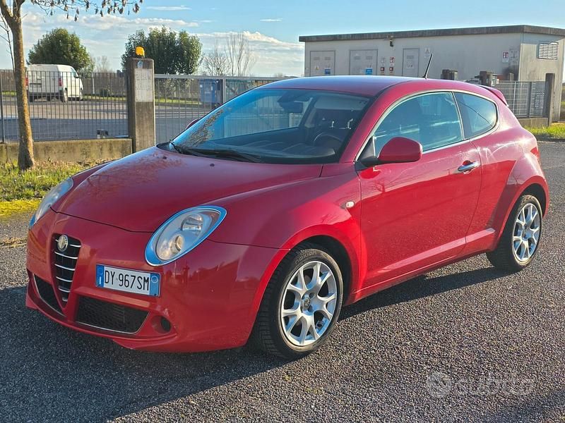 Usata Alfa Romeo MiTo Distinctive 90 CV (66 kW) 2009 Rosso Utilitaria