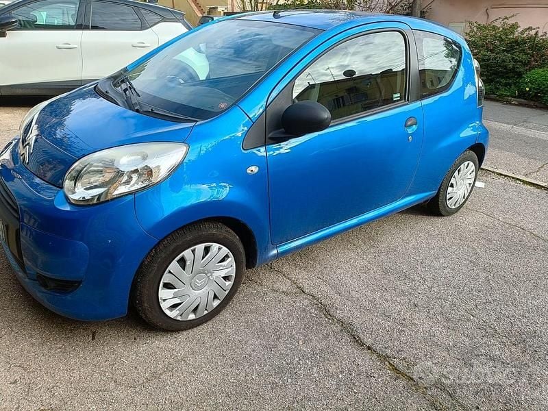 Occasion Citroën C1 2011 Bleue Citadine