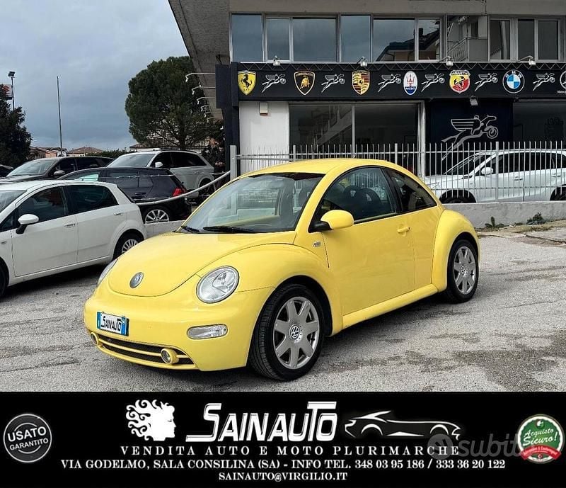Giallo Usata 2001 VW Beetle Berlina | 6000 € (Buon prezzo) - Immagine 1/4