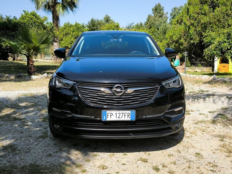 Usata Opel Grandland X 120 CV (88 kW) 2018 Nero SUV