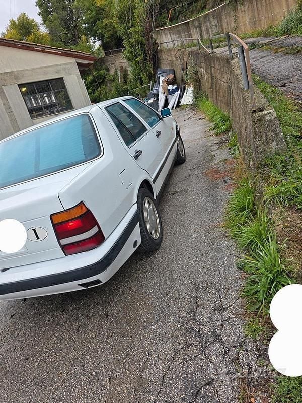 Usata Lancia Thema 166 CV (122 kW) 1990 Bianco Berlina