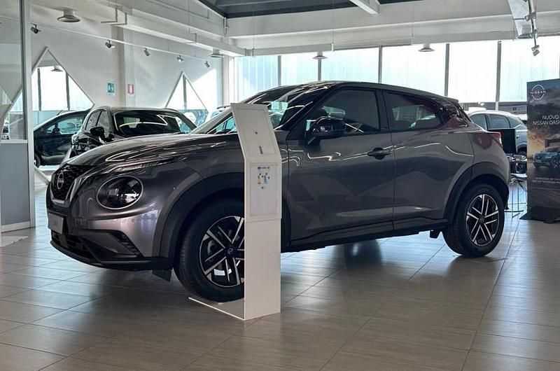 Usata Nissan Juke N-Connecta 114 CV (83 kW) 2021 Blu/azzurro metallizzato SUV