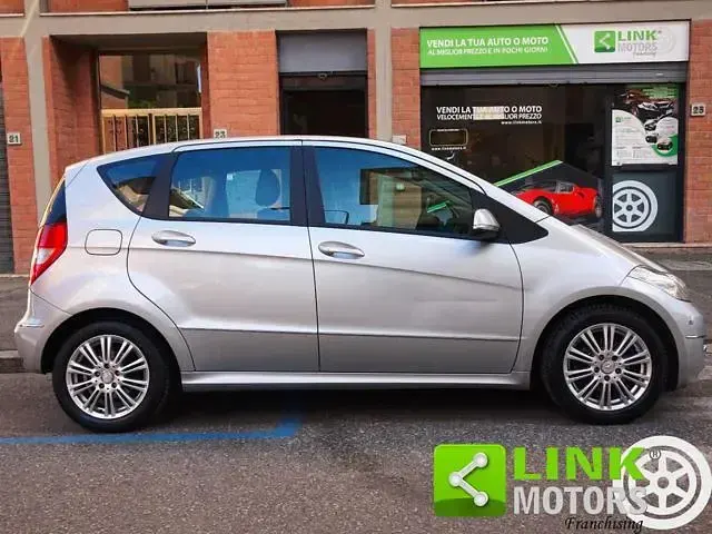 Usata Mercedes A160 Style 95 CV (69 kW) 2011 Grigio