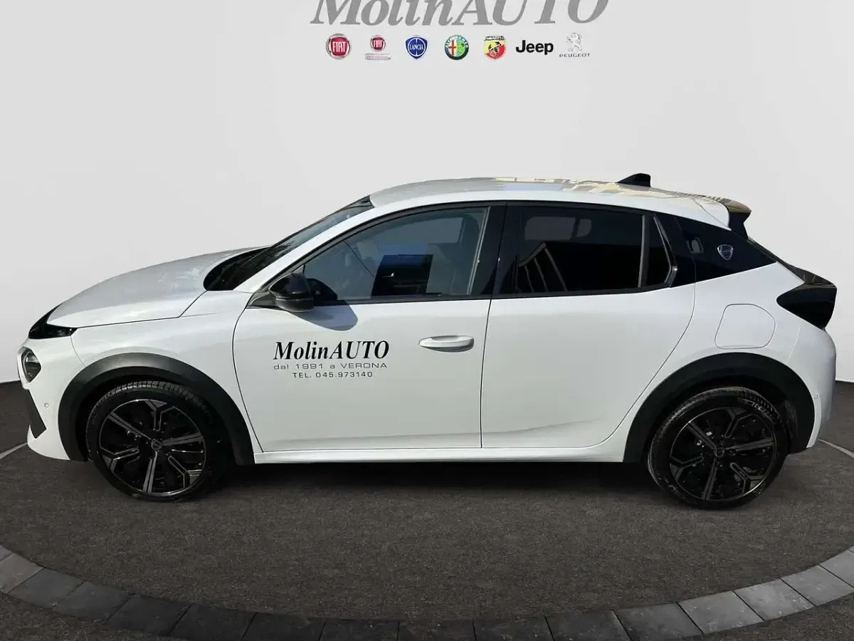 Nuova Lancia Ypsilon 110 CV (80 kW) 2026 Bianco Utilitaria