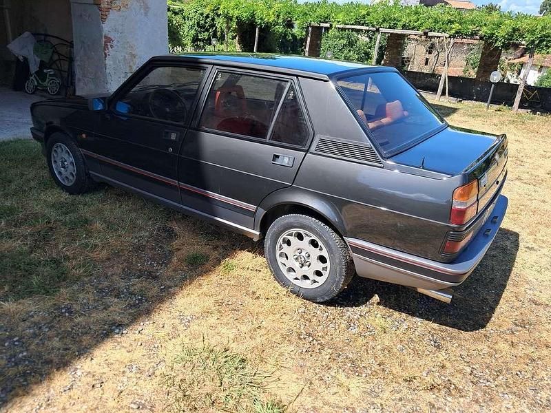 Usata Alfa Romeo Giulietta 170 CV (125 kW) 1983 Nero Berlina