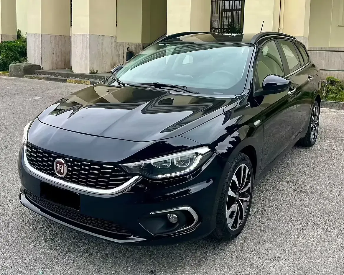 Usata Fiat Tipo Lounge 120 CV (88 kW) 2018 Blu Station wagon